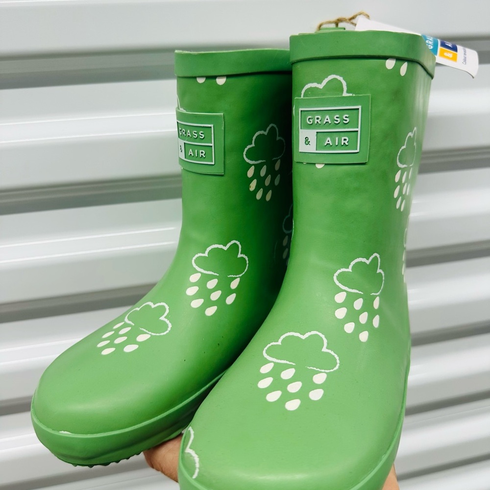 Kids Green Rain Boots with Cloud Print